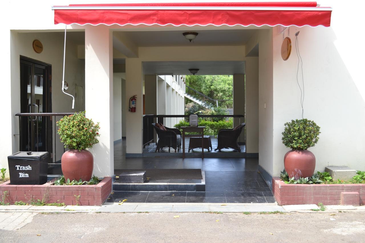 Sakura Inn باغان المظهر الخارجي الصورة